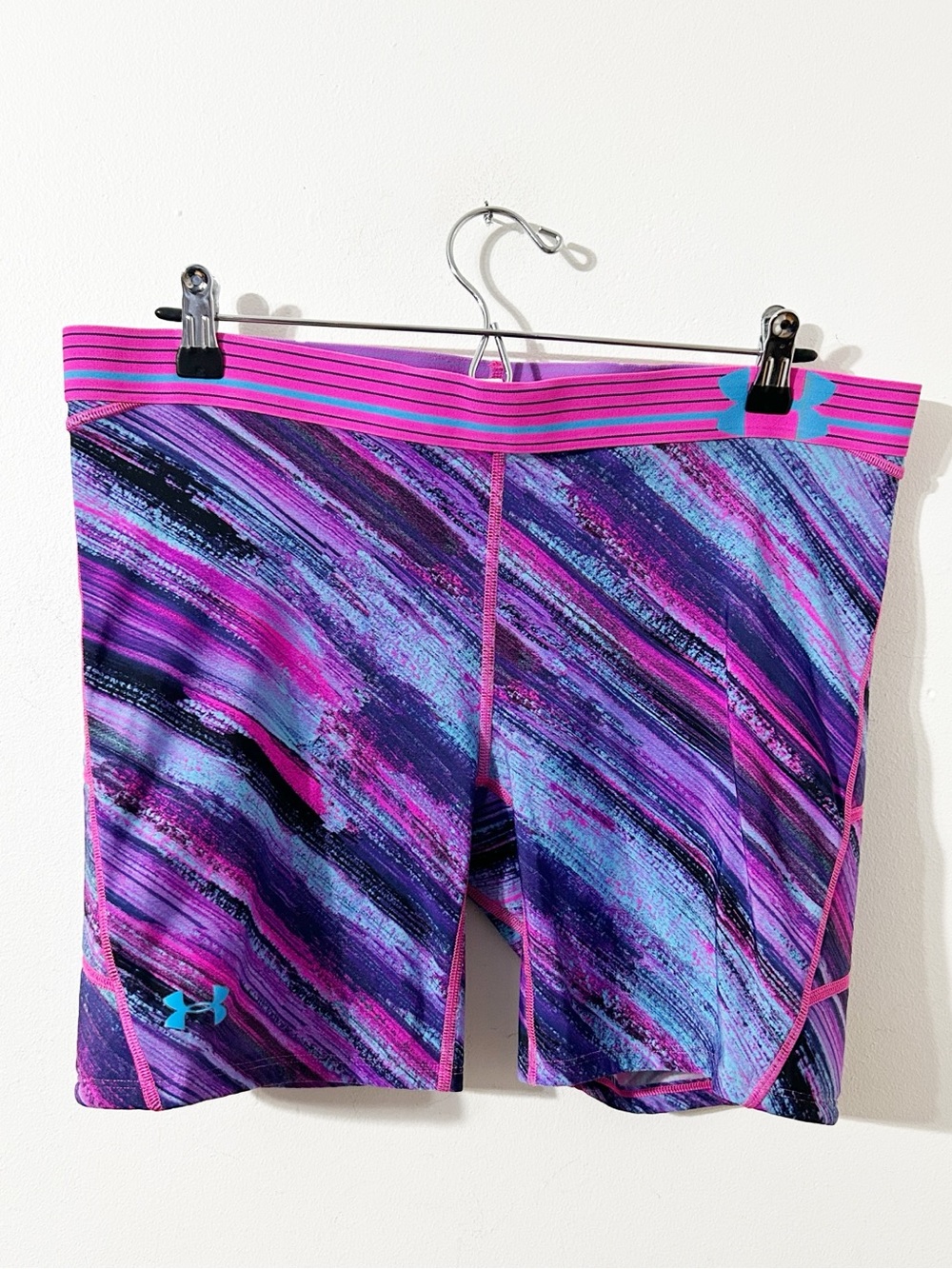 Under Armour Compression Shorts Pink Purple Blue Abstract Brushstroke Athletic